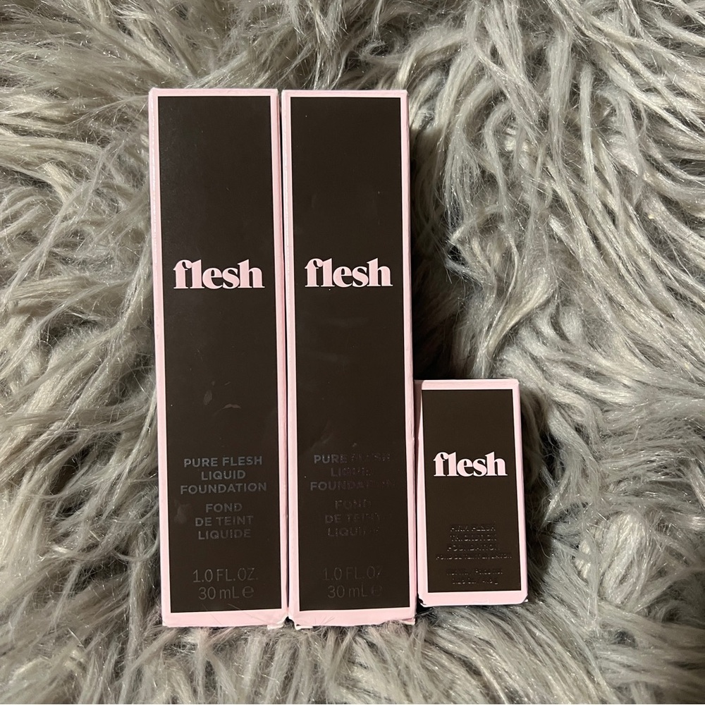Flesh Pure Liquid Foundation - Pink / Brown Packaging